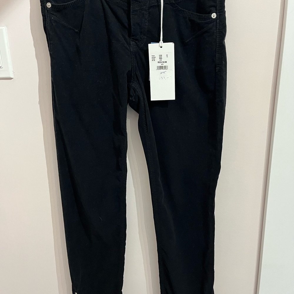 MAC Jeans Fine Corduroy Black Straight Leg Pant Classic Style